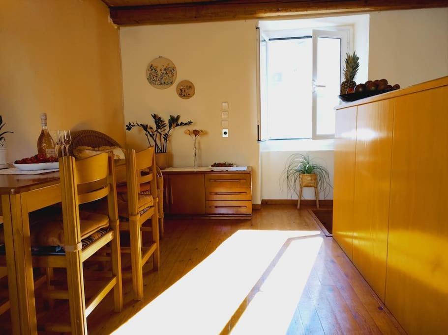 Mary'S Bright Apartment - Corfu Old Town Exteriör bild