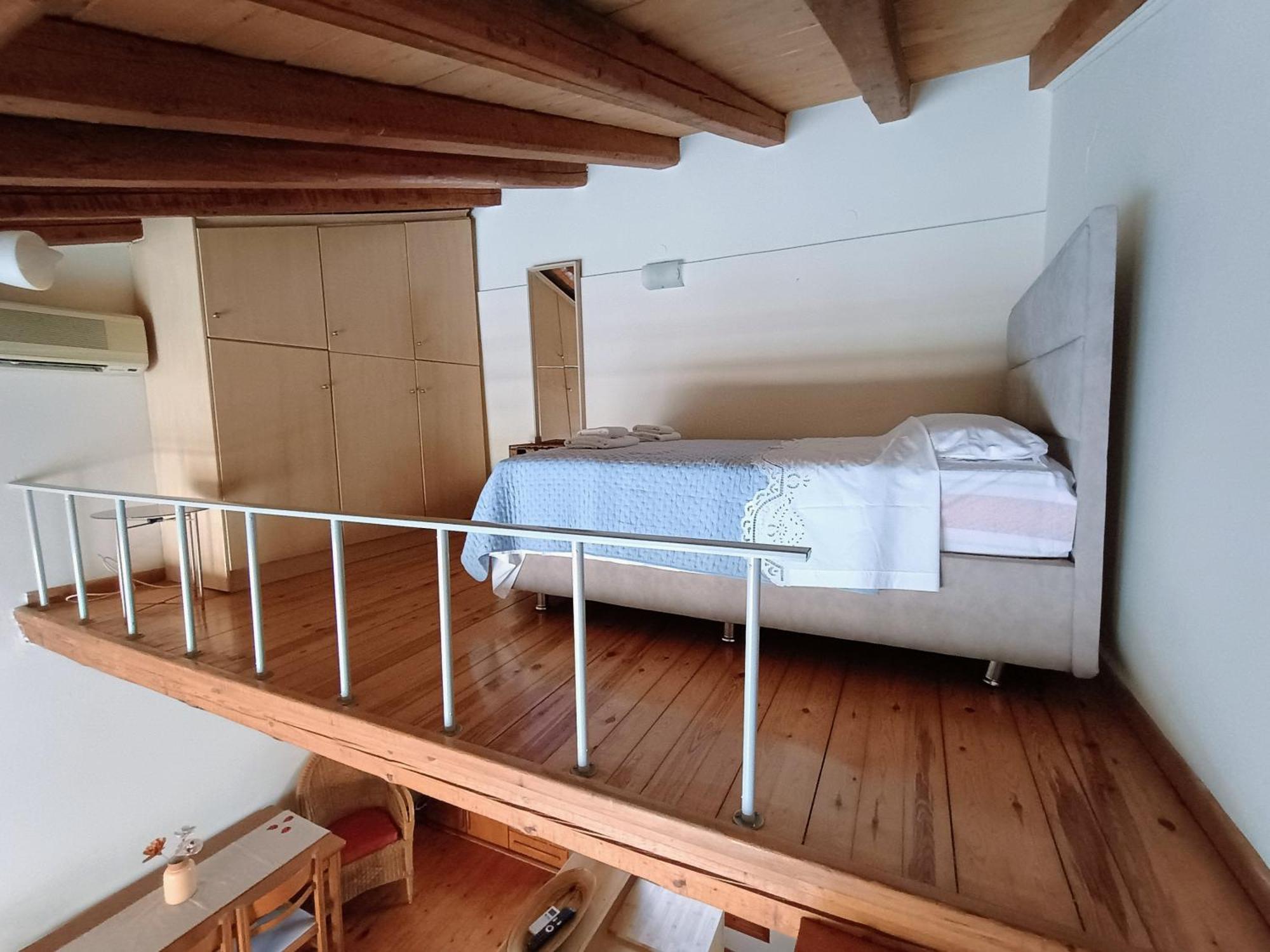 Mary'S Bright Apartment - Corfu Old Town Exteriör bild